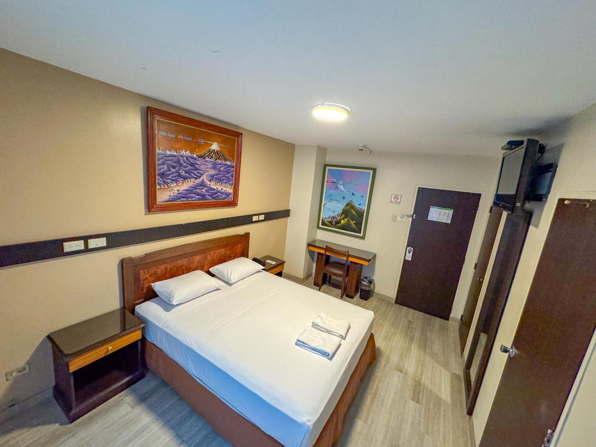 Gh Alexander Hotel Гуаякиль Экстерьер фото