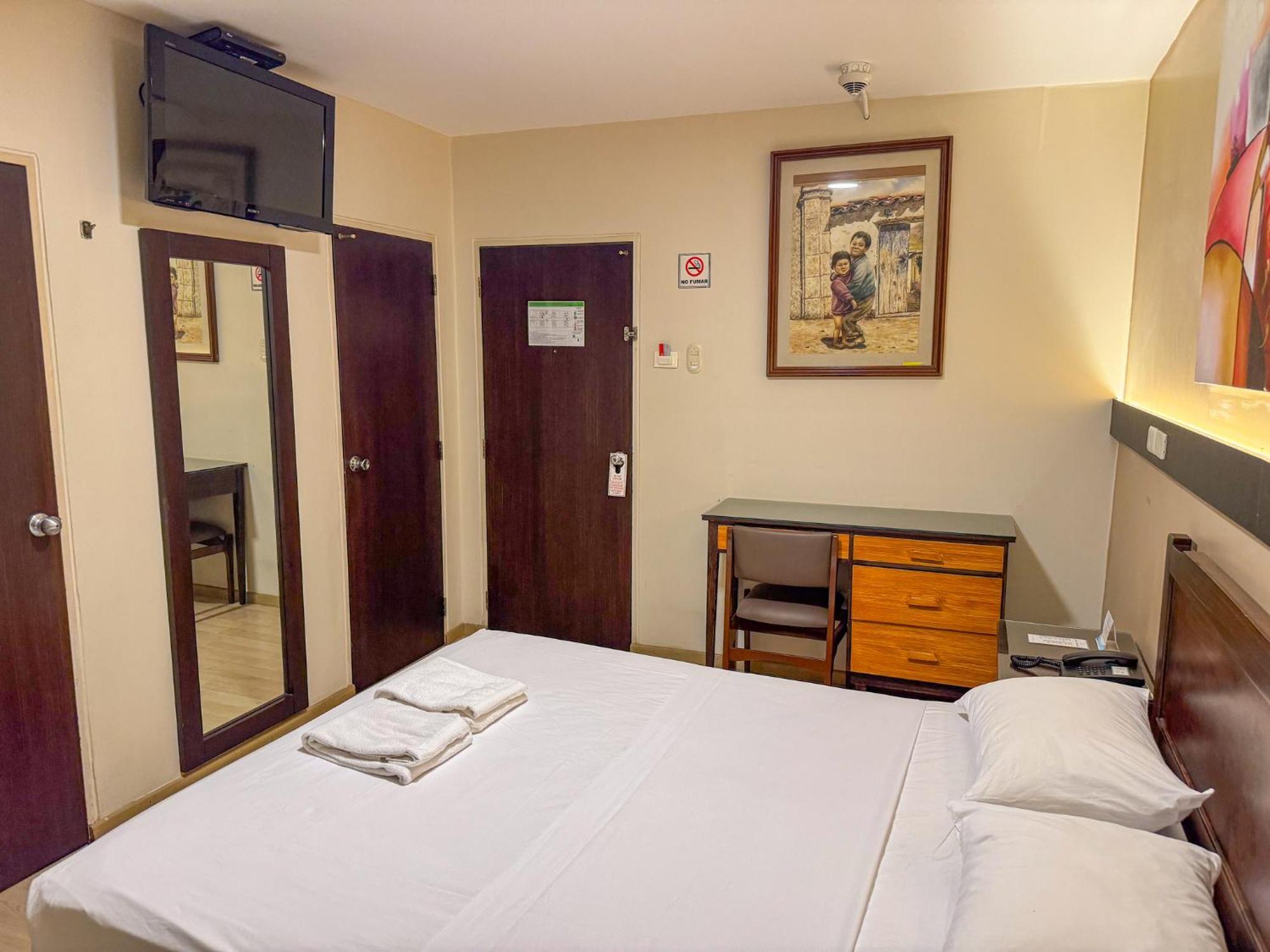 Gh Alexander Hotel Гуаякиль Экстерьер фото